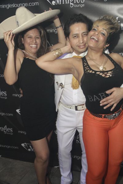 Mingles lounge photo 105 - May 2nd, 2013