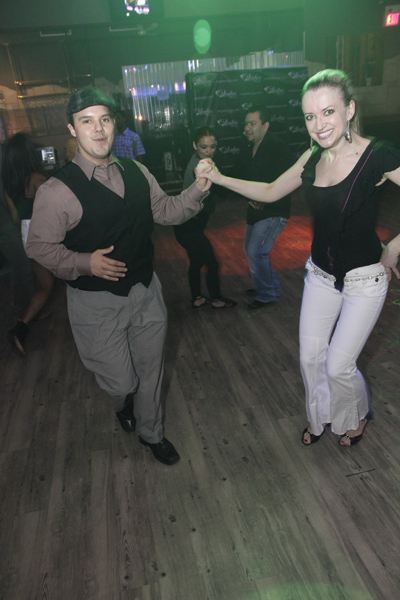 Mingles lounge photo 123 - May 2nd, 2013