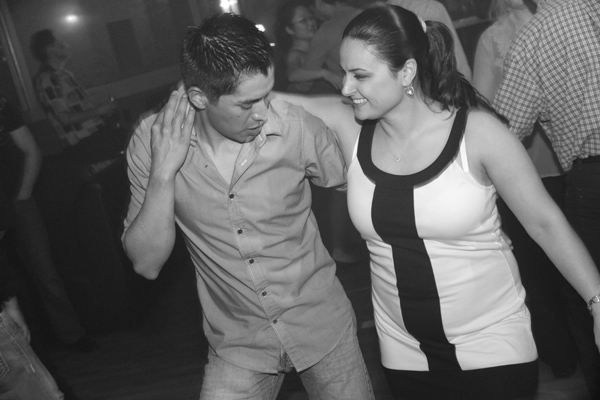 Mingles lounge photo 126 - May 2nd, 2013