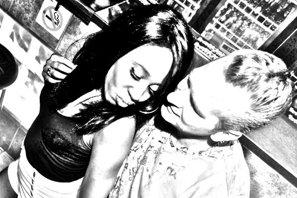 Mingles lounge photo 147 - May 2nd, 2013