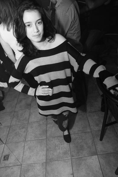 Mingles lounge photo 185 - May 2nd, 2013