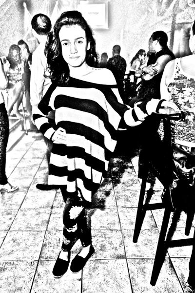 Mingles lounge photo 195 - May 2nd, 2013