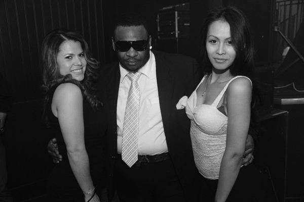 Mingles lounge photo 257 - May 2nd, 2013