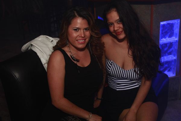 Mingles lounge photo 267 - May 2nd, 2013