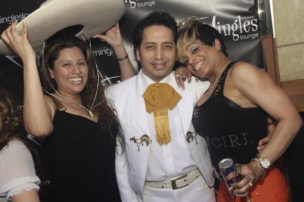 Mingles lounge photo 38 - May 2nd, 2013