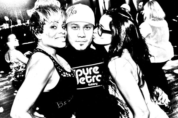 Mingles lounge photo 50 - May 2nd, 2013