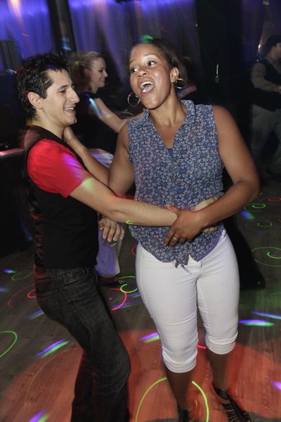 Mingles lounge photo 97 - May 2nd, 2013