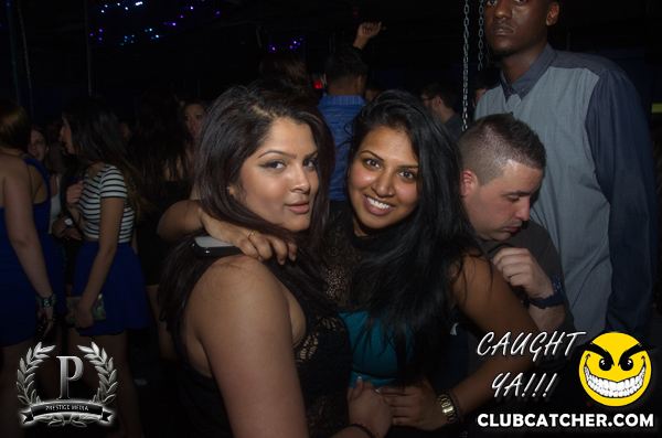 Gravity Soundbar nightclub photo 118 - May 3rd, 2013