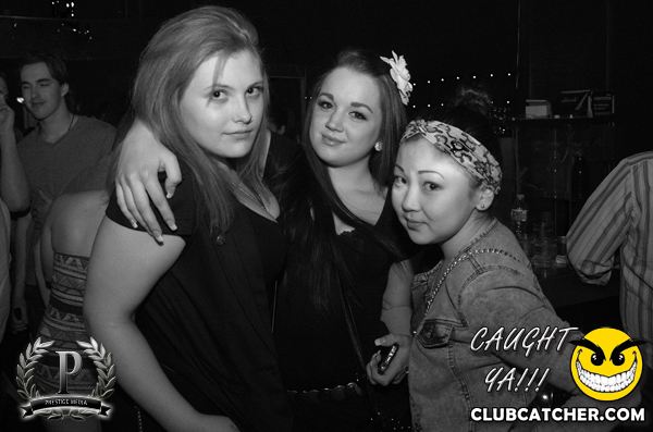 Gravity Soundbar nightclub photo 146 - May 3rd, 2013