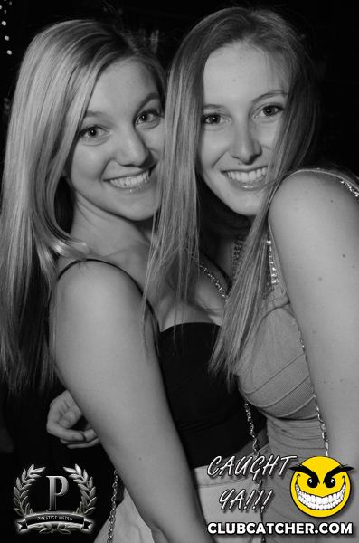 Gravity Soundbar nightclub photo 17 - May 3rd, 2013