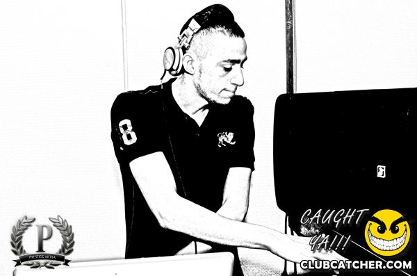 Gravity Soundbar nightclub photo 161 - May 3rd, 2013