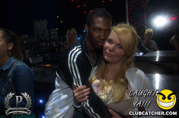 Gravity Soundbar nightclub photo 211 - May 3rd, 2013