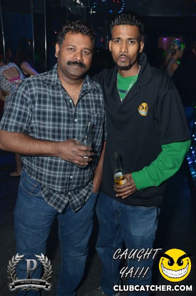 Gravity Soundbar nightclub photo 219 - May 3rd, 2013