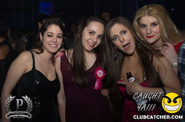 Gravity Soundbar nightclub photo 38 - May 3rd, 2013