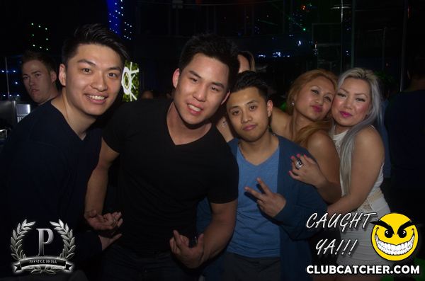 Gravity Soundbar nightclub photo 42 - May 3rd, 2013