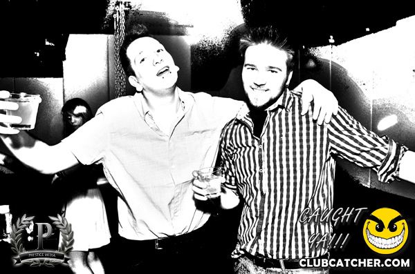 Gravity Soundbar nightclub photo 45 - May 3rd, 2013