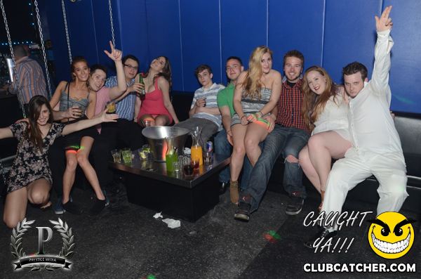 Gravity Soundbar nightclub photo 72 - May 3rd, 2013