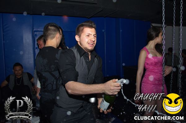 Gravity Soundbar nightclub photo 81 - May 3rd, 2013