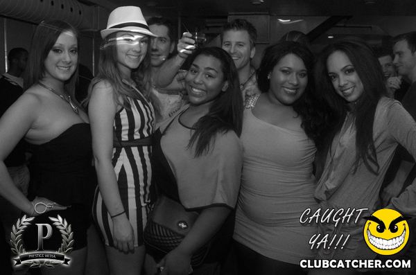 Gravity Soundbar nightclub photo 85 - May 3rd, 2013