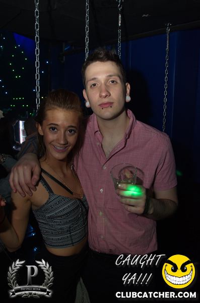 Gravity Soundbar nightclub photo 100 - May 3rd, 2013