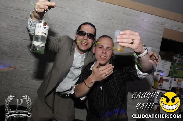 Ohso nightclub photo 48 - May 4th, 2013