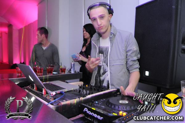 Gravity Soundbar nightclub photo 41 - May 10th, 2013