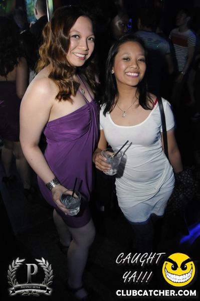 Gravity Soundbar nightclub photo 59 - May 17th, 2013