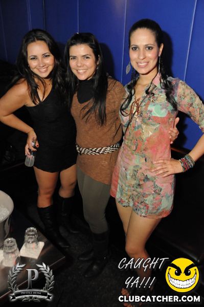 Gravity Soundbar nightclub photo 140 - May 24th, 2013