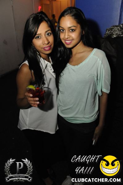 Gravity Soundbar nightclub photo 15 - May 24th, 2013