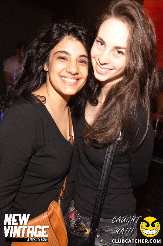 Locas 144 lounge photo 21 - May 2nd, 2014