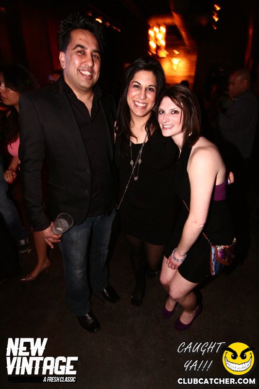 Locas 144 lounge photo 39 - May 2nd, 2014