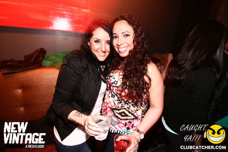 Locas 144 lounge photo 47 - May 2nd, 2014