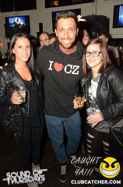 T2 lounge photo 12 - December 26th, 2013