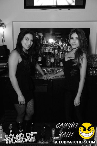 T2 lounge photo 20 - December 26th, 2013