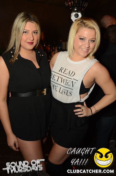 T2 lounge photo 4 - December 26th, 2013