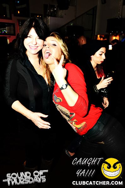 T2 lounge photo 34 - December 26th, 2013