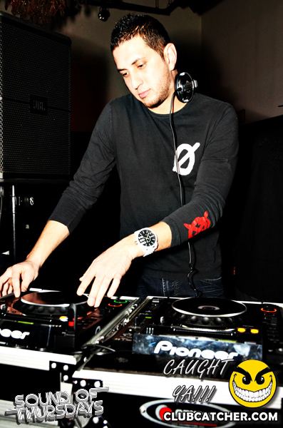 T2 lounge photo 37 - December 26th, 2013