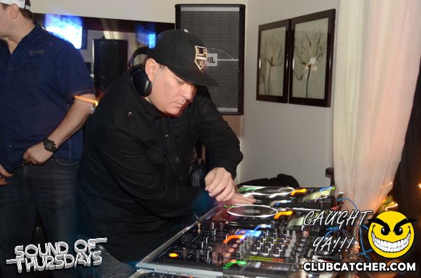 T2 lounge photo 55 - December 26th, 2013