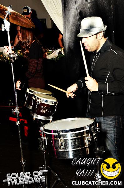 T2 lounge photo 87 - December 26th, 2013