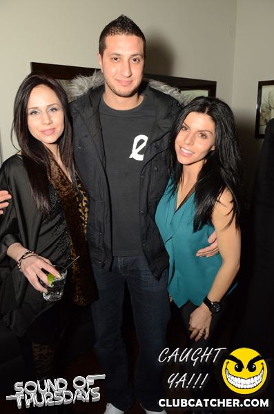 T2 lounge photo 10 - December 26th, 2013