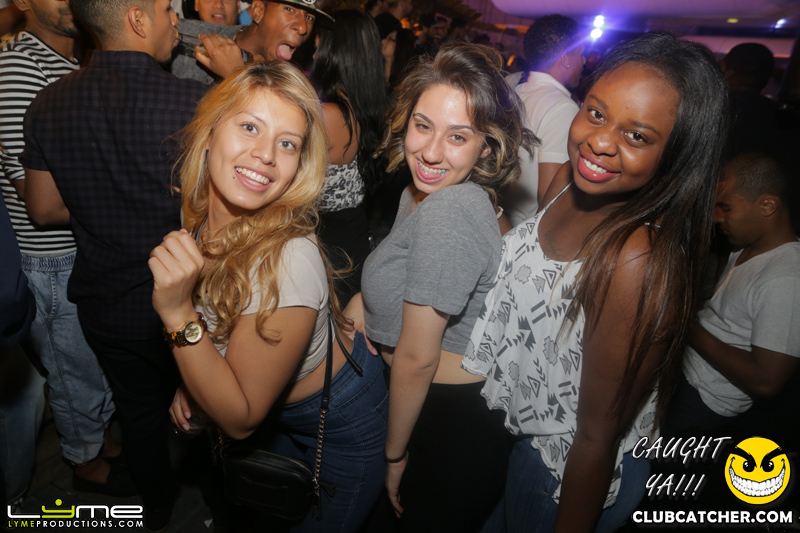 Avenue nightclub photo 27 - July 31st, 2014