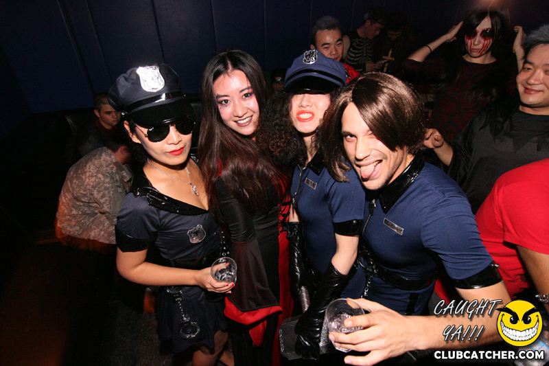 Gravity Soundbar nightclub photo 228 - October 31st, 2014
