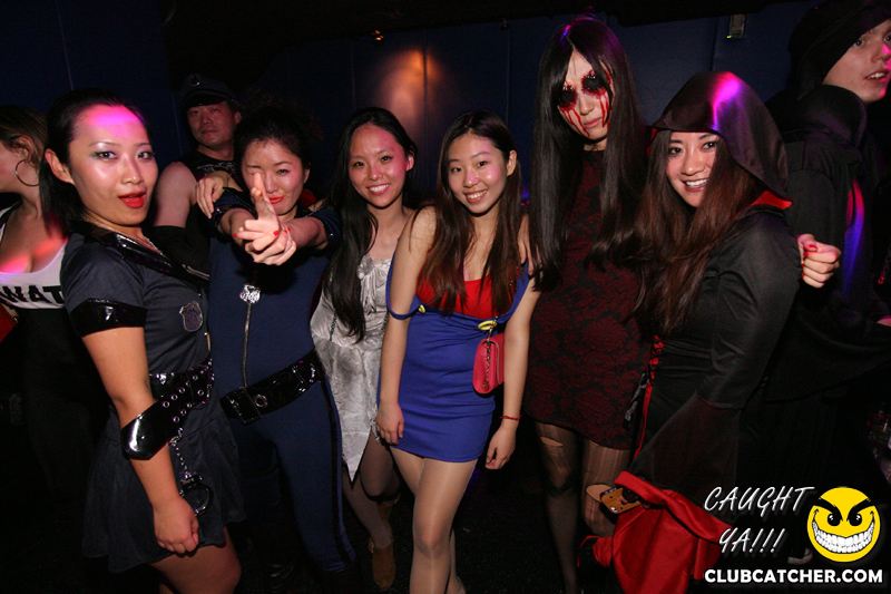 Gravity Soundbar nightclub photo 267 - October 31st, 2014