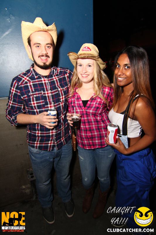 Guvernment nightclub photo 70 - October 31st, 2014