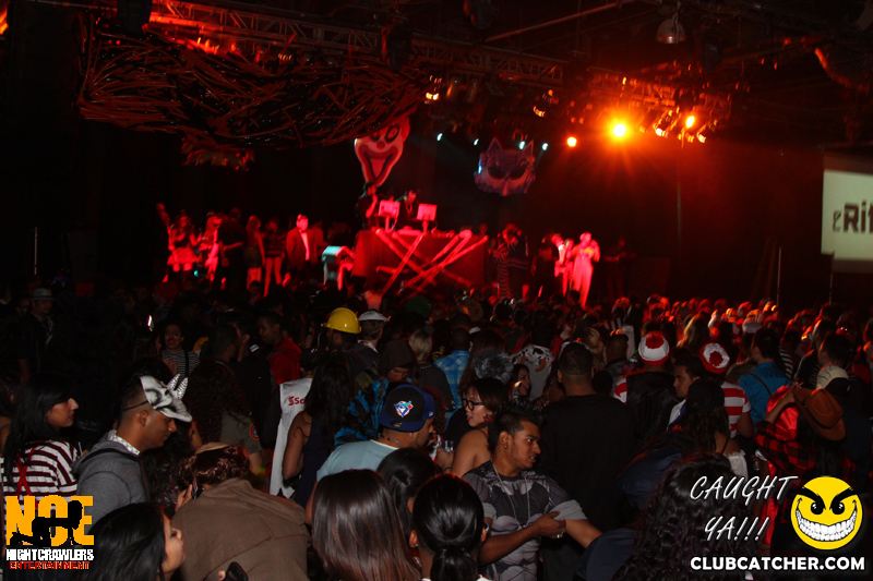 Guvernment nightclub photo 100 - October 31st, 2014