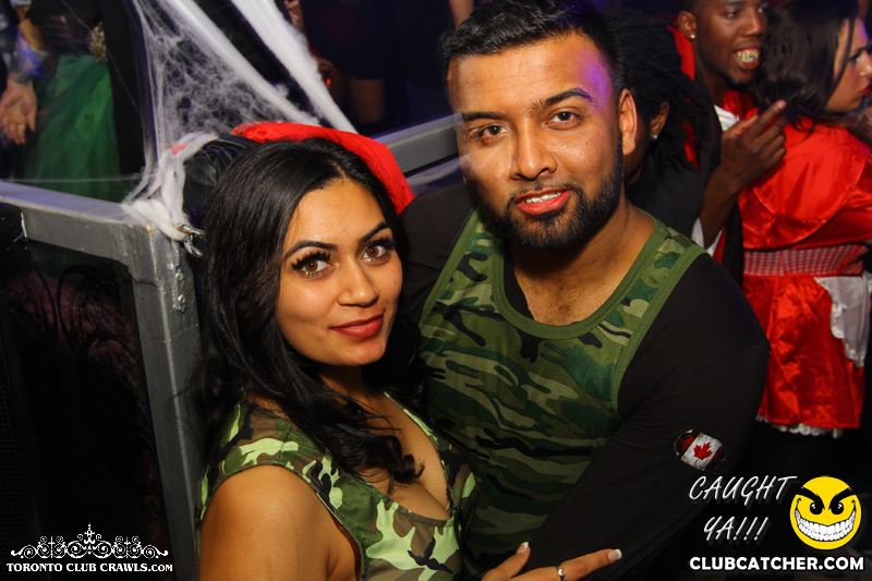 Club Crawl party venue photo 32 - October 31st, 2014