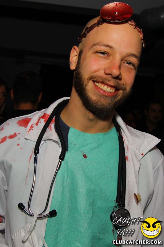 Studio lounge photo 11 - November 1st, 2014