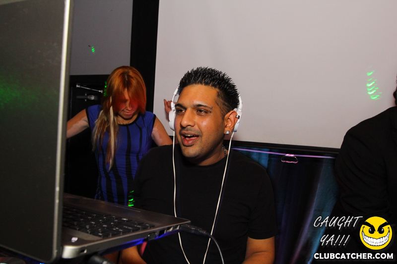 Studio lounge photo 109 - November 1st, 2014