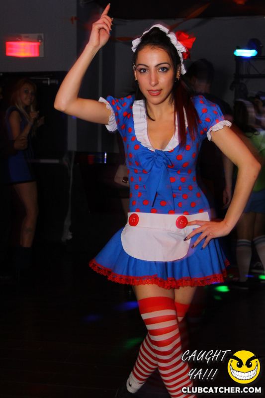 Studio lounge photo 119 - November 1st, 2014