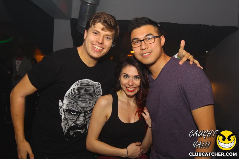 Studio lounge photo 124 - November 1st, 2014